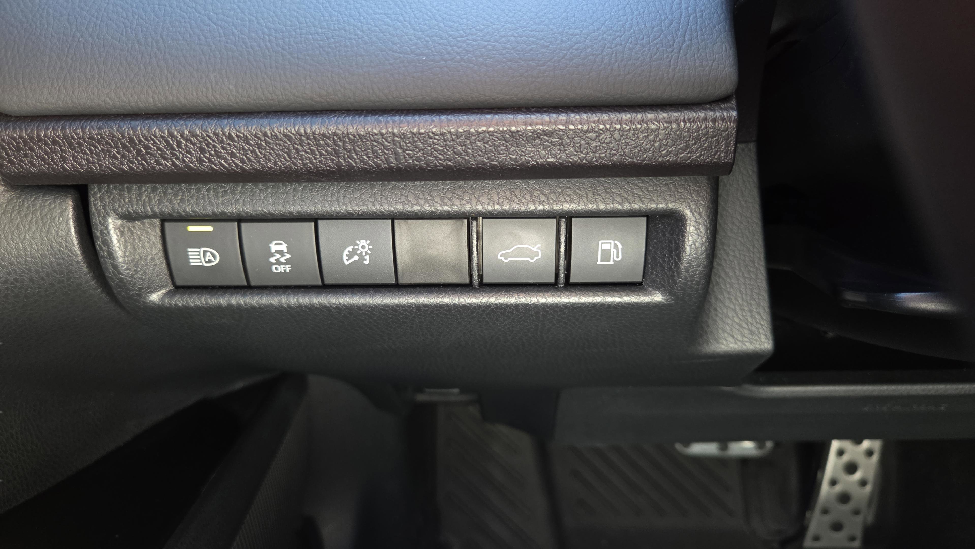 Certified 2025 Toyota Camry XSE image 21