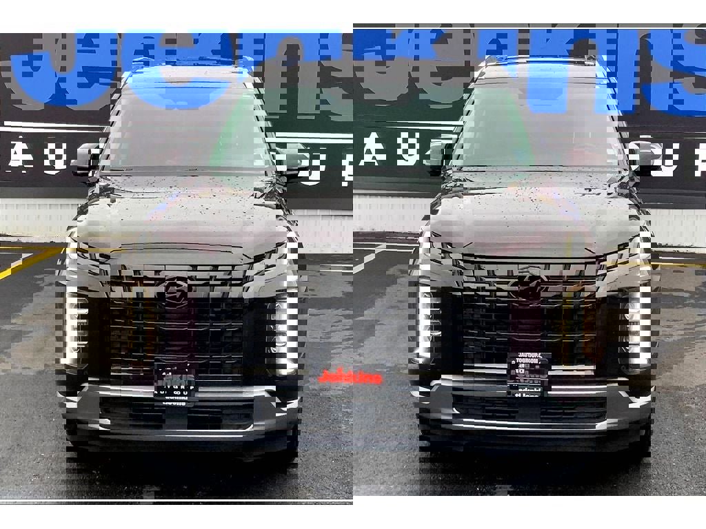 Used 2024 Hyundai Palisade Limited image 3