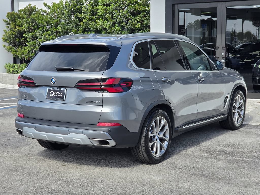 Used 2024 BMW X5 sDrive40i w/ Premium Package RWD image 3