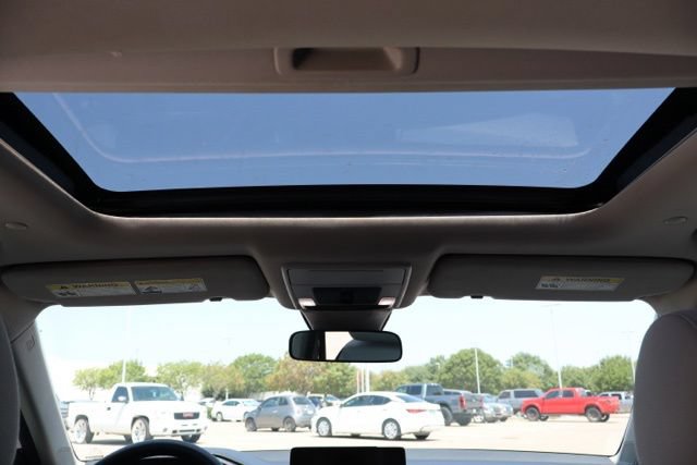 Used 2024 Honda CR-V EX image 16