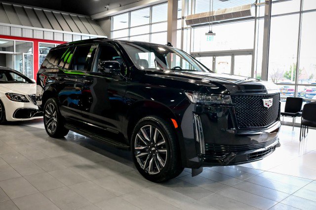 Used 2023 Cadillac Escalade Sport image 3