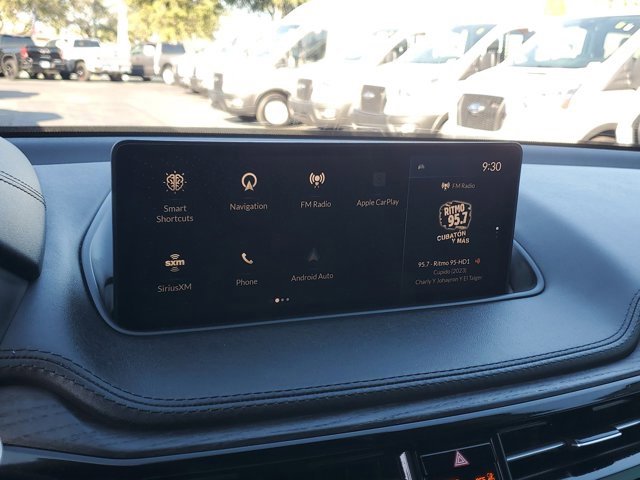 Used 2023 Acura MDX SH-AWD w/ Advance Package image 25