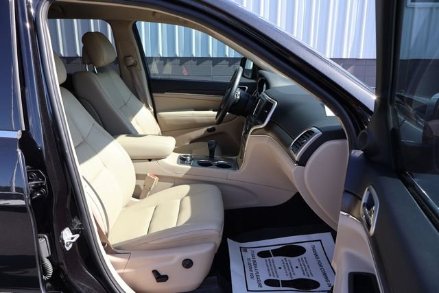 Used 2015 Jeep Grand Cherokee Limited AWD/4WD image 24