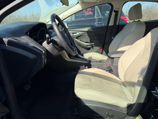 Used 2017 Ford Focus Titanium image 10