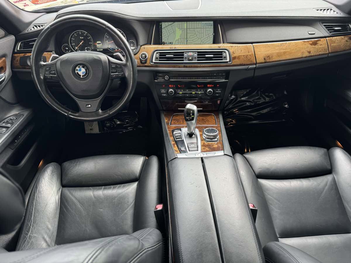 Used 2014 BMW 750Li RWD image 20