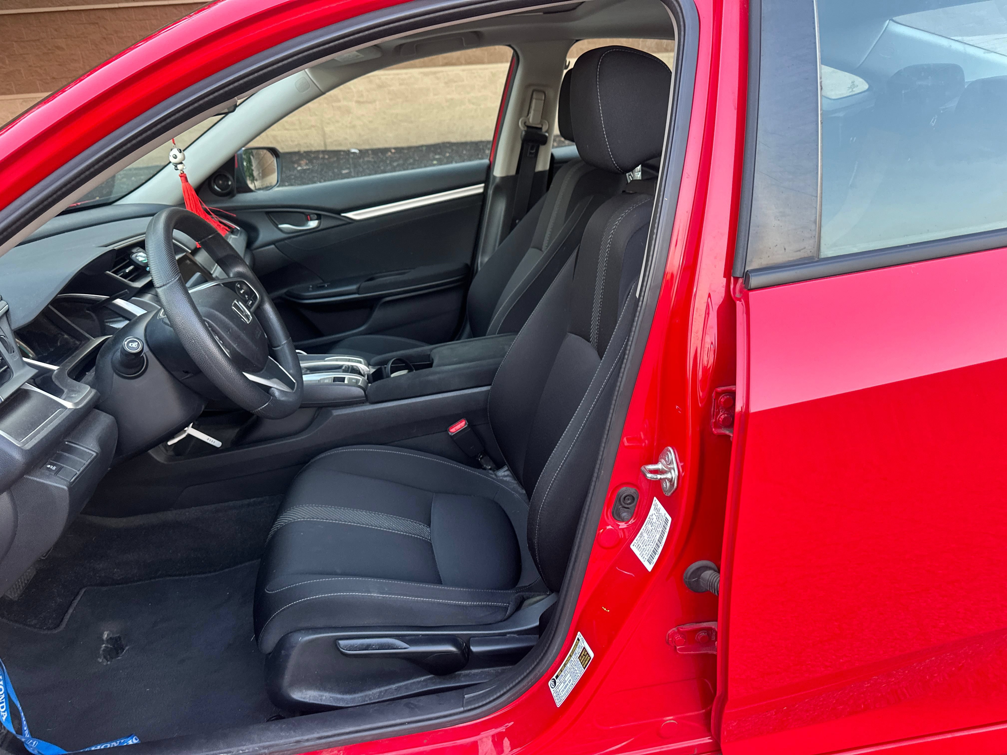 Used 2018 Honda Civic EX image 4