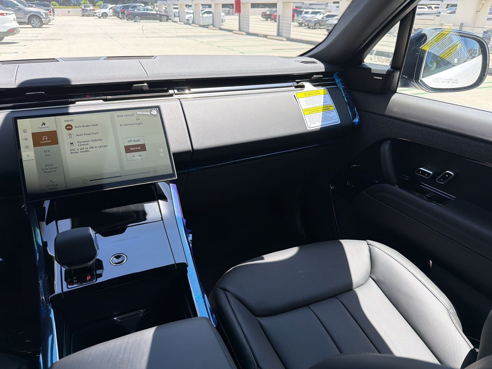 New 2026 Land Rover Range Rover Sport SE AWD/4WD image 30