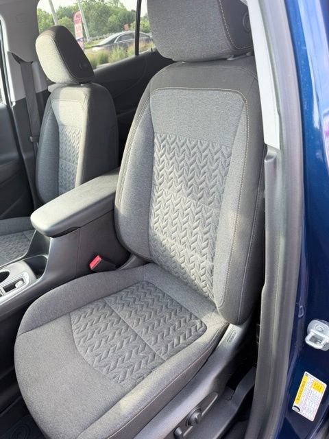 Used 2022 Chevrolet Equinox LT w/ LPO, Floor Liner Package FWD image 14