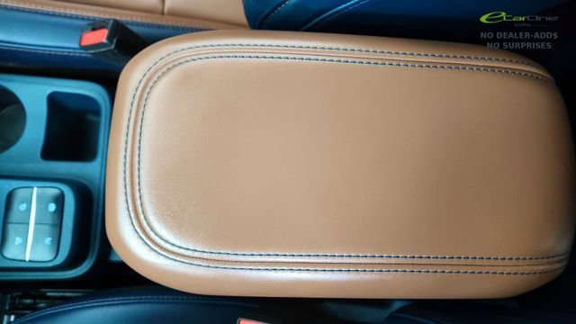 Used 2022 Ford Maverick Lariat image 50