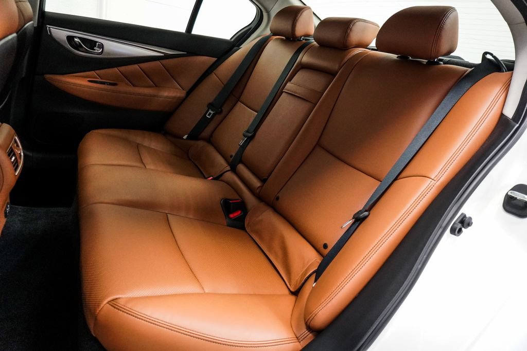 Used 2023 INFINITI Q50 Luxe w/ Cargo Package RWD image 9