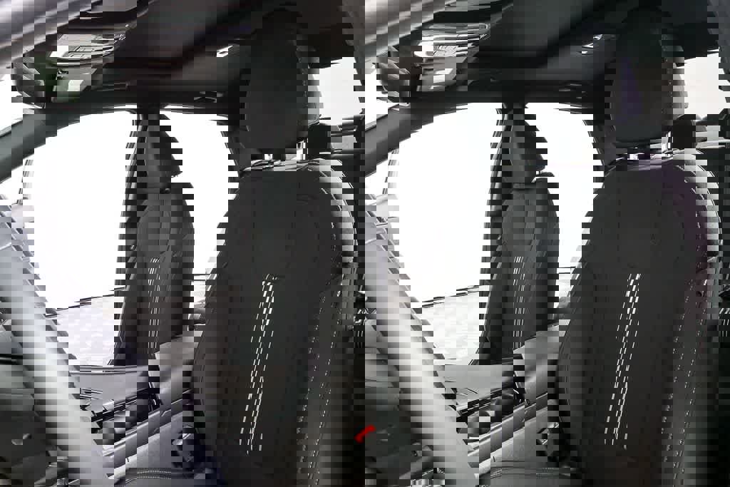 New 2026 Hyundai Elantra SEL Sport Premium image 17