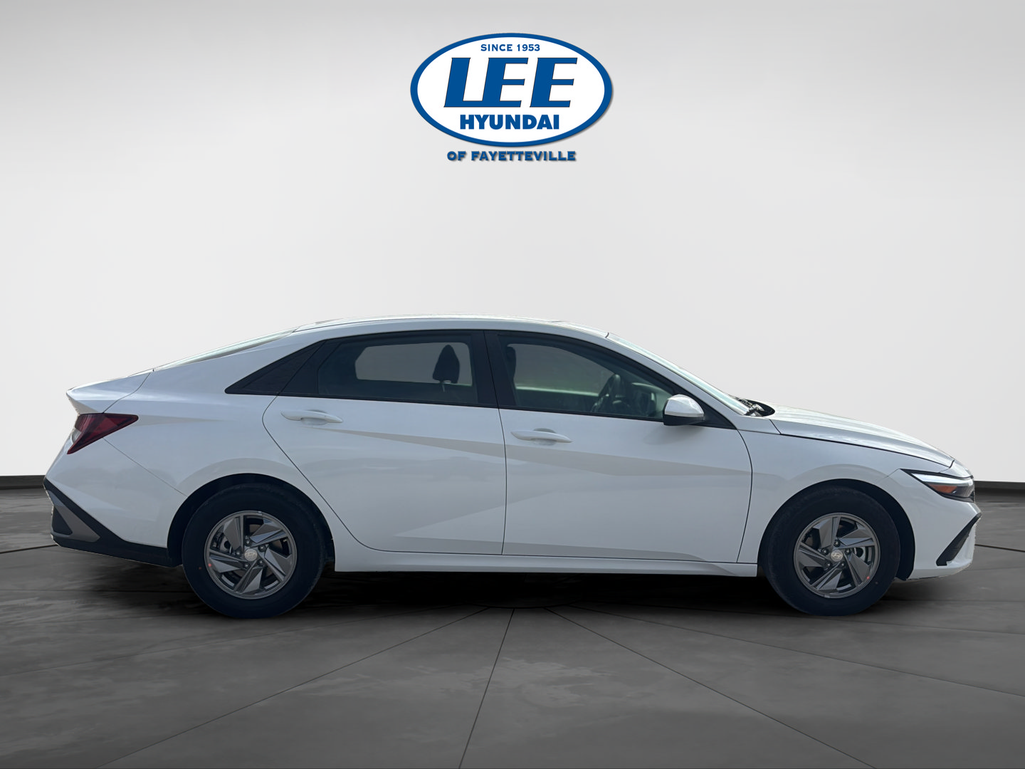 Certified 2026 Hyundai Elantra SE FWD image 6