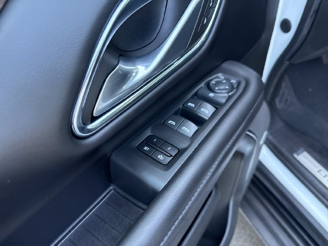 Certified 2022 Chevrolet Tahoe LT AWD/4WD image 12