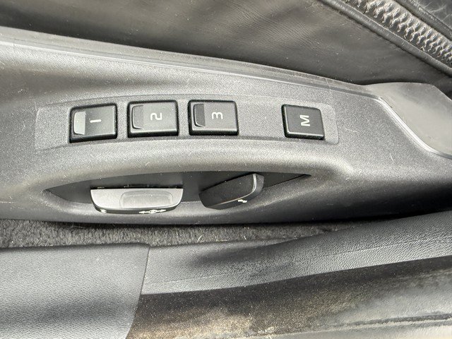 Used 2011 Volvo XC70 3.2 AWD/4WD image 17