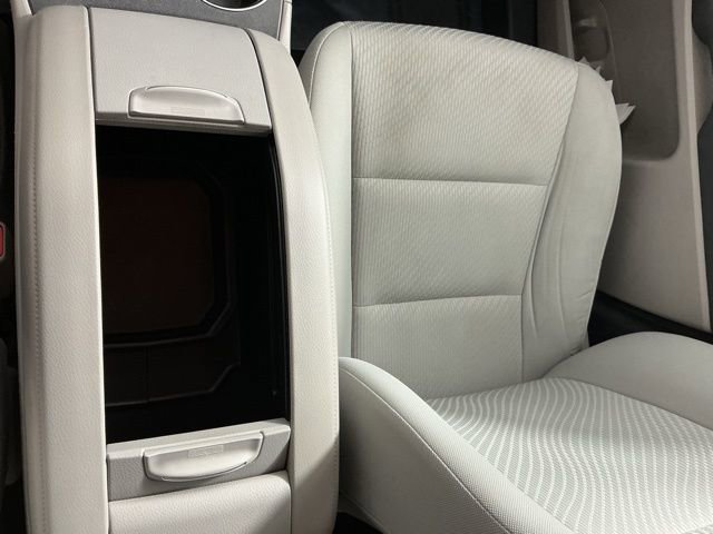 Used 2016 Toyota Highlander LE AWD/4WD image 28