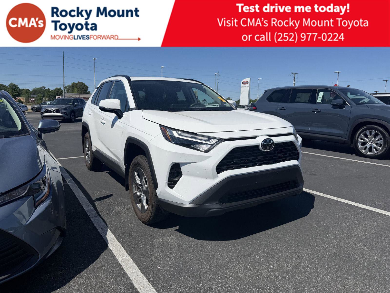 Used 2024 Toyota RAV4 XLE w/ Convenience Package FWD image 1
