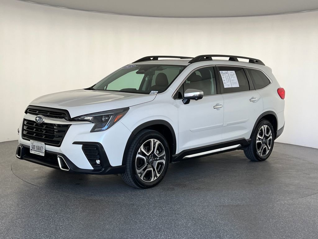 Used 2023 Subaru Ascent Touring image 9