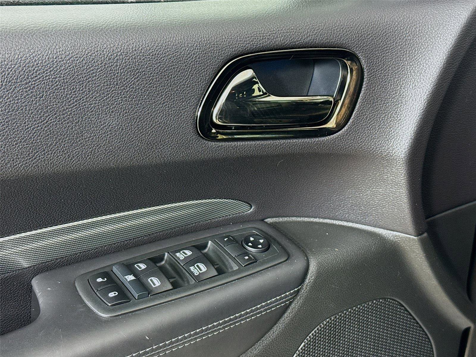 Used 2020 Dodge Durango R/T w/ Blacktop Package image 18