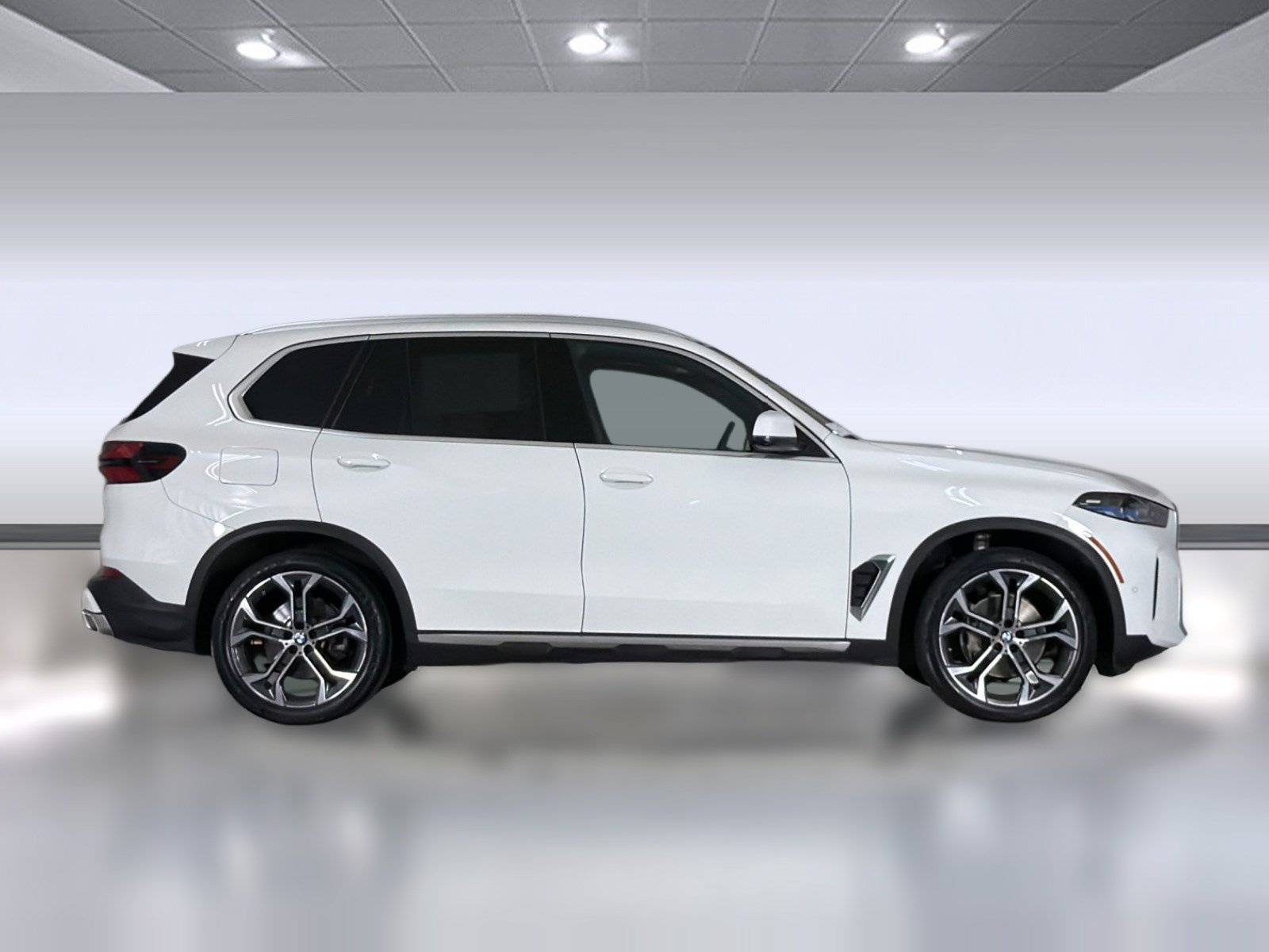 Used 2024 BMW X5 sDrive40i w/ Premium Package RWD image 8