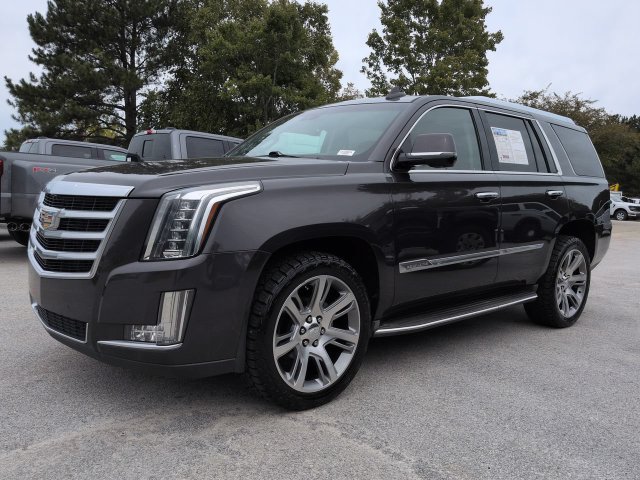 Used 2015 Cadillac Escalade Luxury AWD/4WD image 7