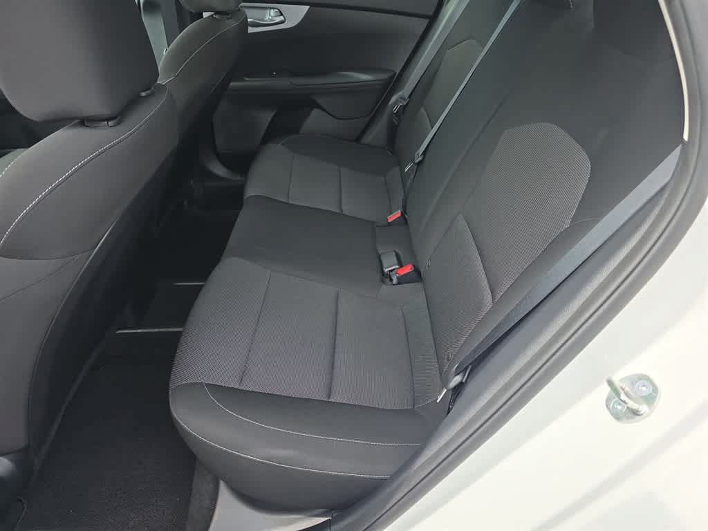 Used 2024 Kia Forte LXS w/ LXS Technology Package FWD image 29