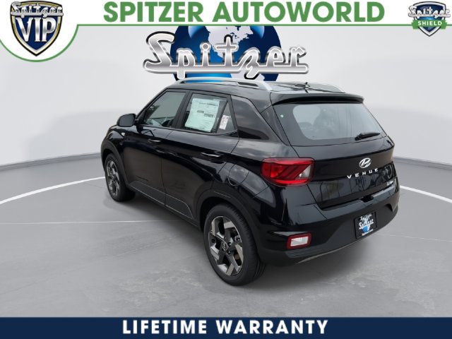 New 2026 Hyundai Venue SEL FWD image 11