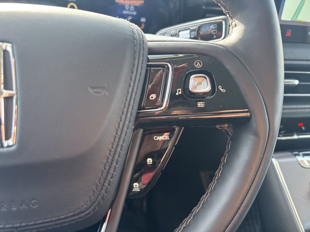 New 2026 Lincoln Aviator AWD image 7