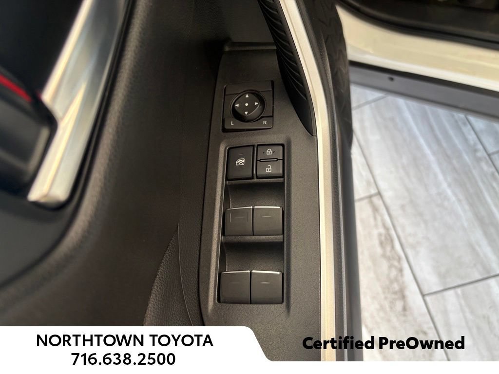 Used 2023 Toyota RAV4 SE w/ Weather & Moonroof Package AWD/4WD image 33