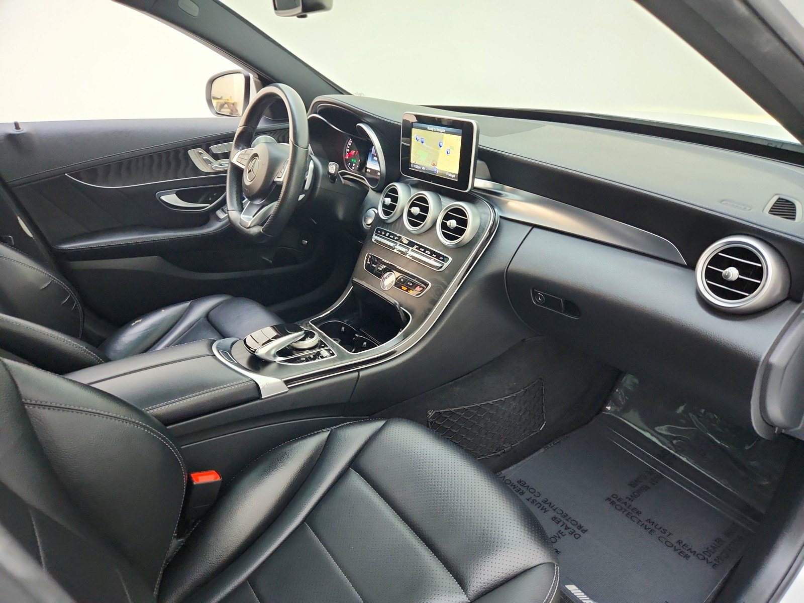 Used 2015 Mercedes-Benz C 300 4MATIC Sedan image 29