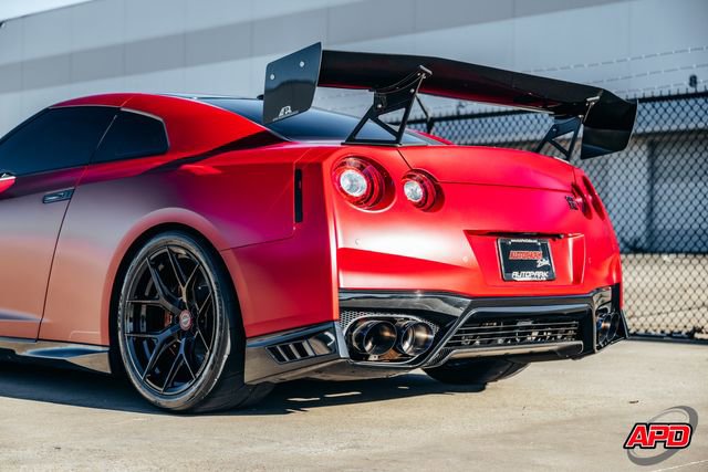 Used 2020 Nissan GT-R Premium w/ Premium Interior Package image 55