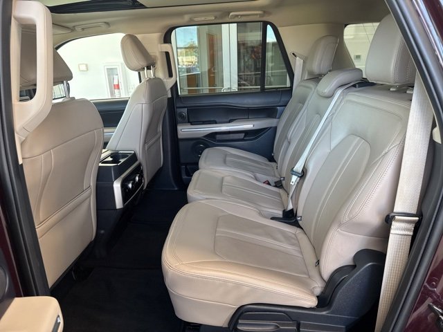Used 2024 Ford Expedition Max Limited image 18
