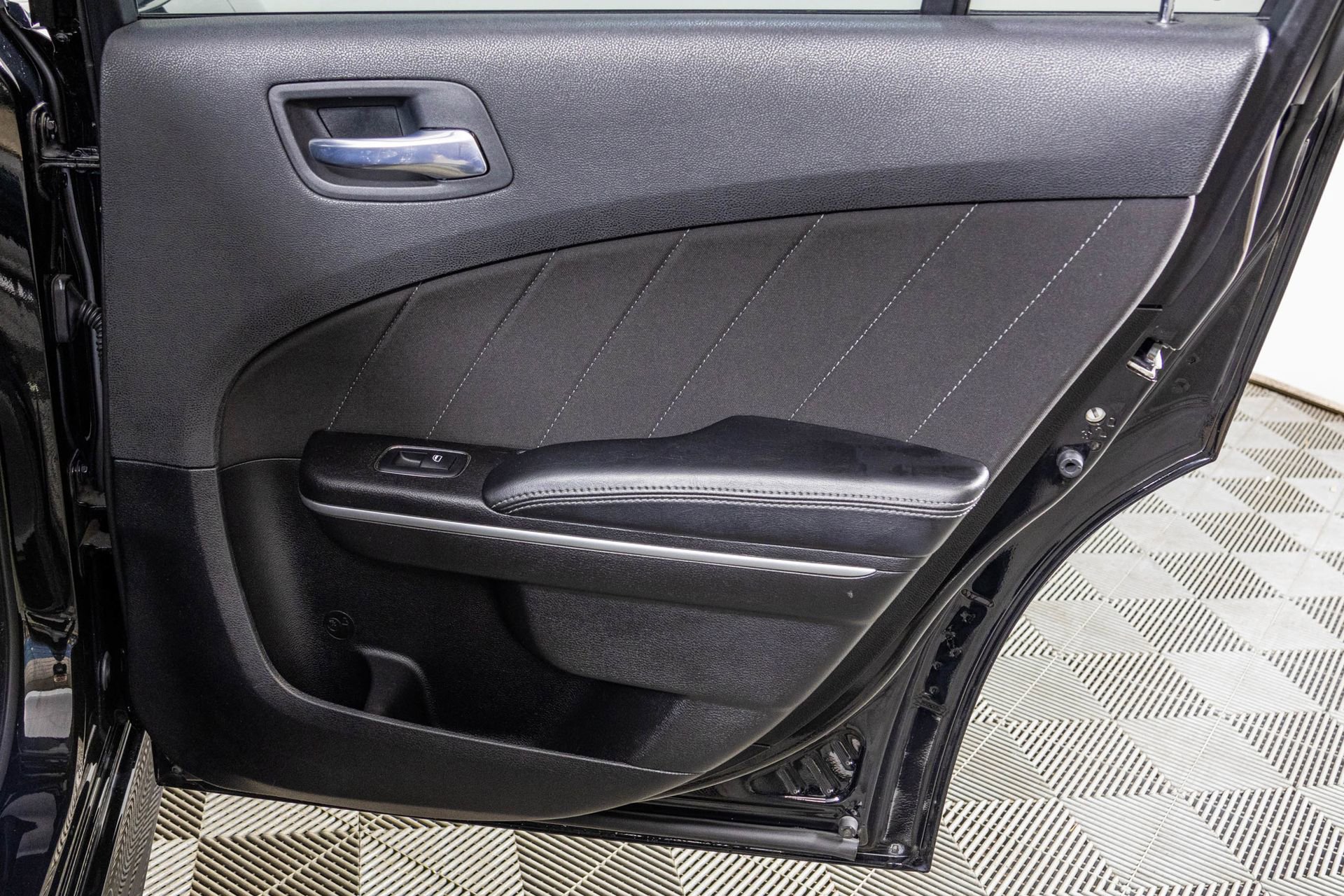 Used 2021 Dodge Charger R/T RWD image 41