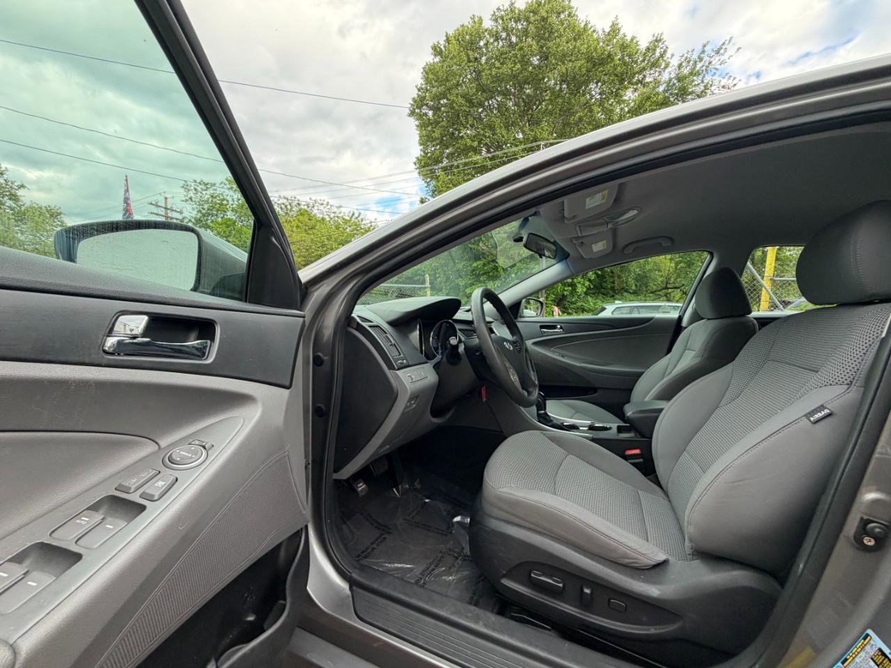 Used 2011 Hyundai Sonata GLS w/ Popular Equipment Pkg 2 FWD image 16