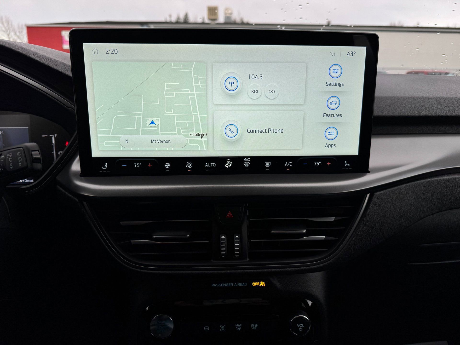 Used 2025 Ford Escape SE image 25