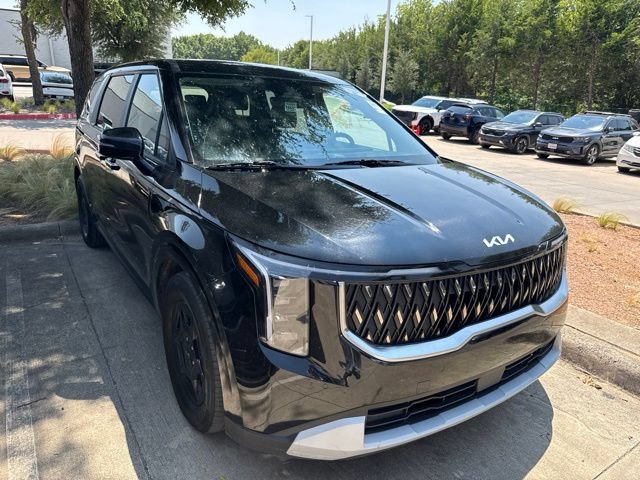 Certified 2025 Kia Carnival FWD image 13