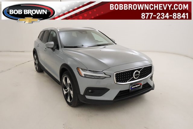 Used 2024 Volvo V60 B5 Cross Country Plus