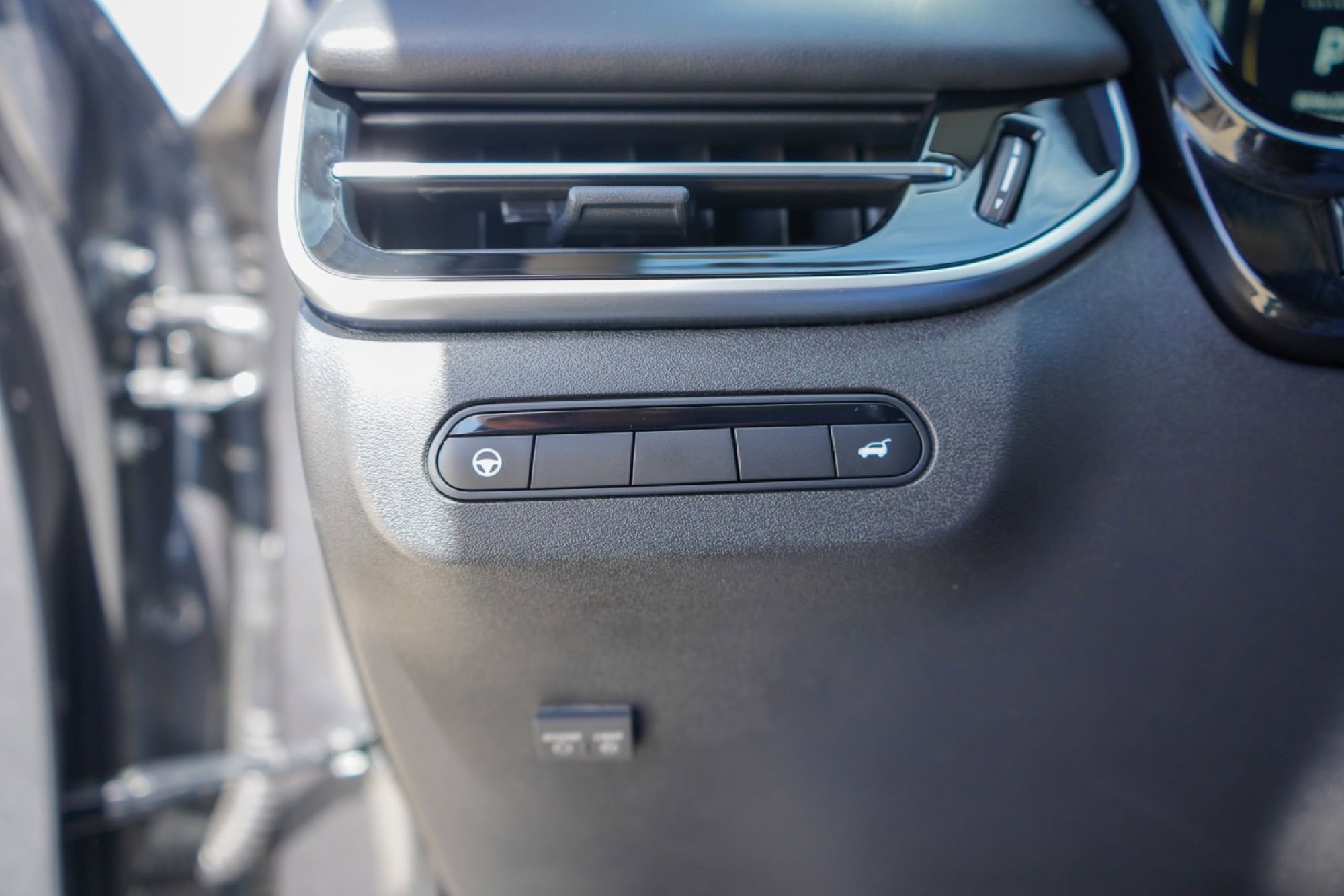 Certified 2026 INFINITI QX60 Luxe w/ Cargo Package image 19