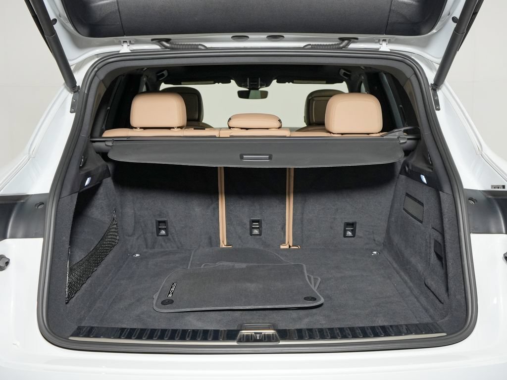 Certified 2020 Porsche Cayenne S AWD/4WD image 44