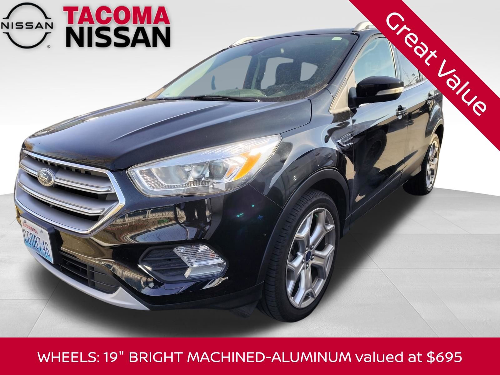 Used 2017 Ford Escape Titanium image 1