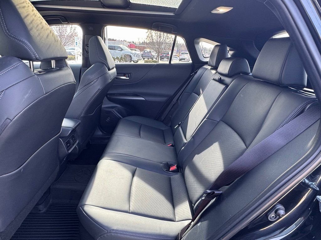 Used 2024 Toyota Venza Limited image 21