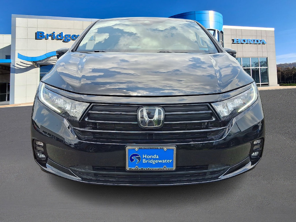 Used 2024 Honda Odyssey Sport image 2
