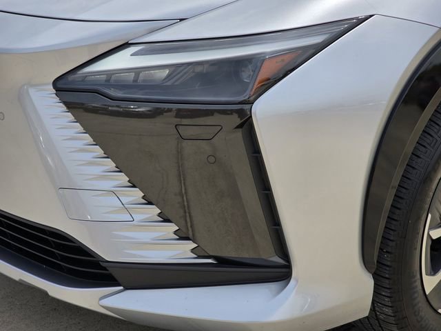 Used 2024 Lexus RZ 300e Premium w/ Accessory Package (Z1) image 7