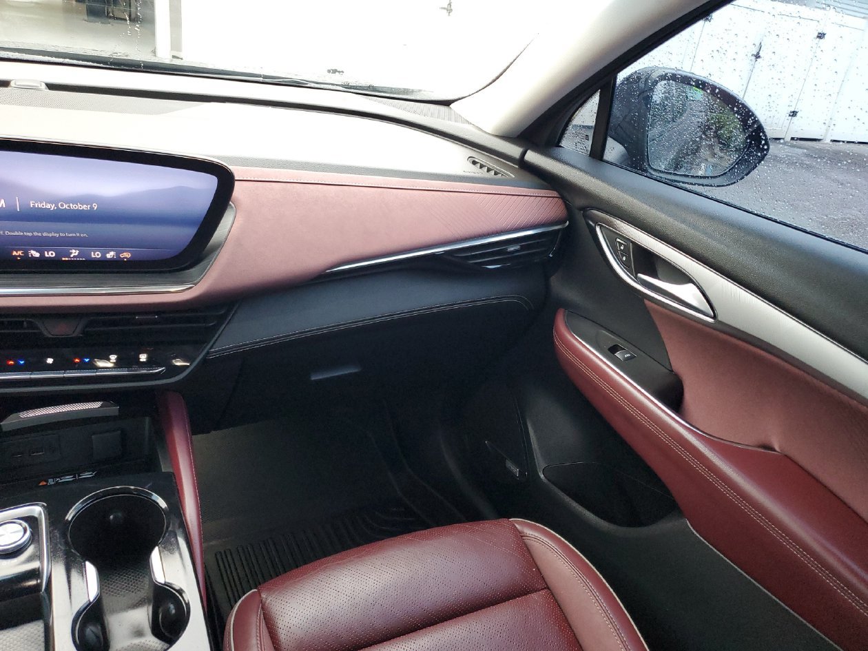 Used 2025 Buick Envision Sport Touring AWD/4WD image 14