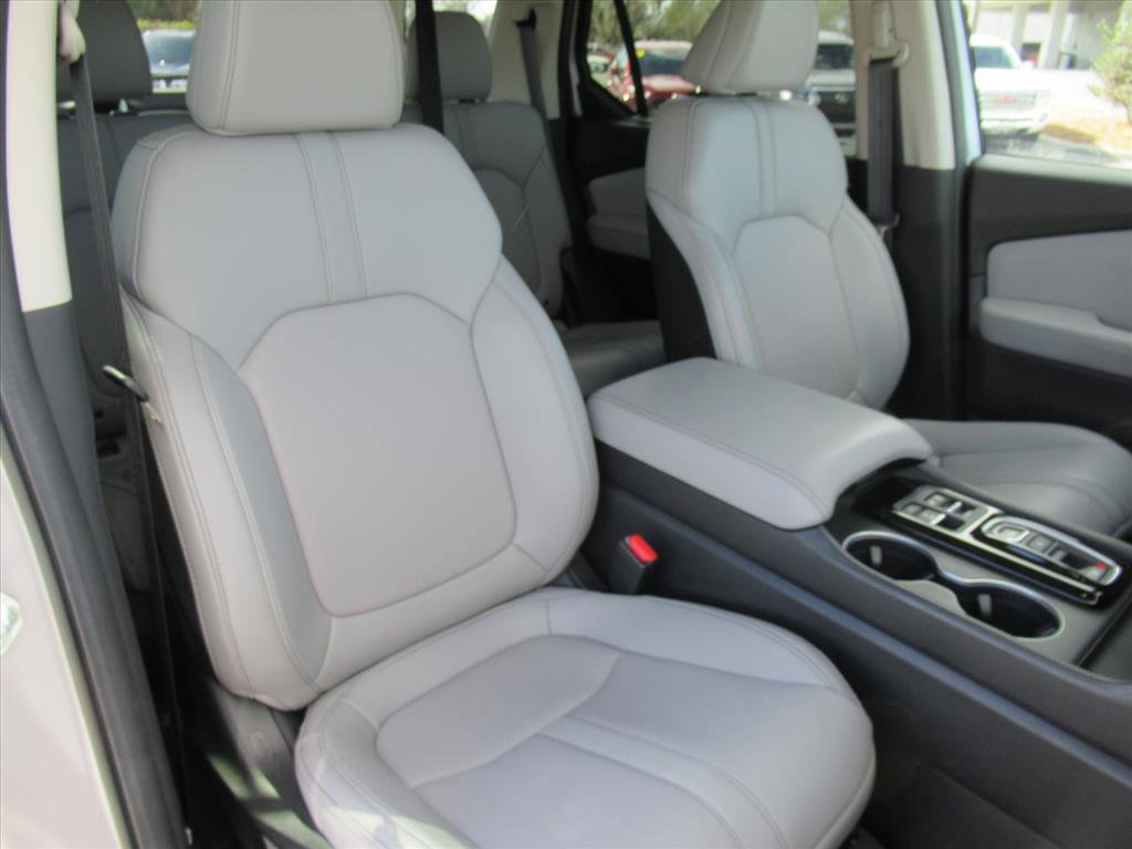 Used 2023 Honda Pilot Touring image 10