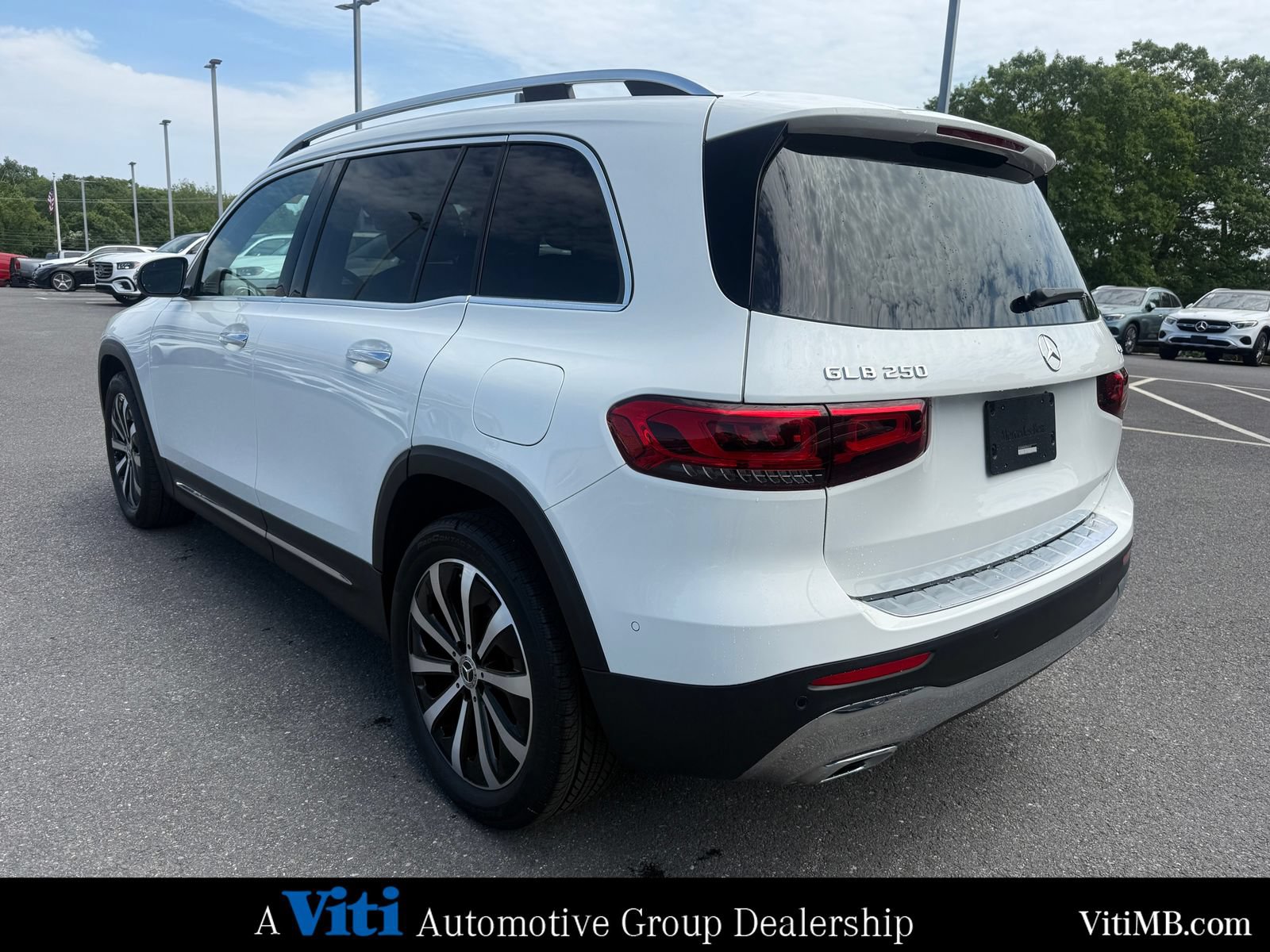 Certified 2023 Mercedes-Benz GLB 250 4MATIC image 6
