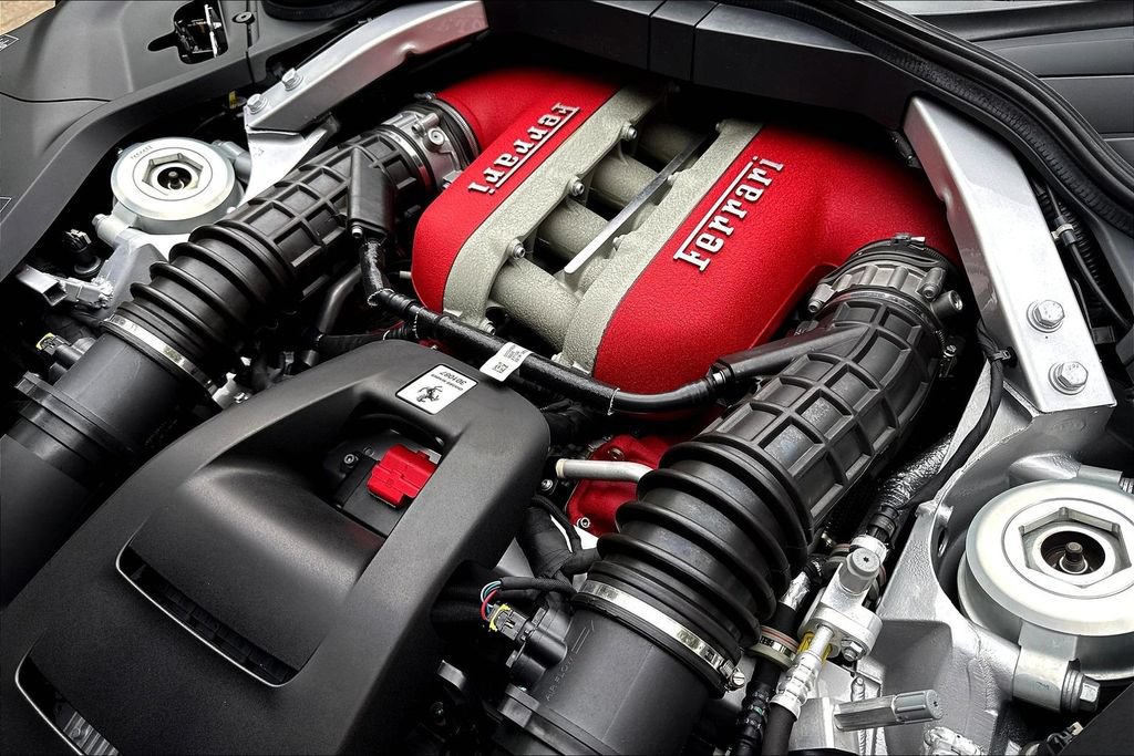 Used 2023 Ferrari Purosangue AWD/4WD image 30