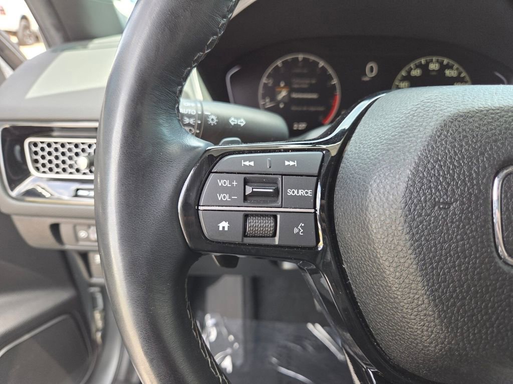 Used 2025 Honda Civic Sport image 26