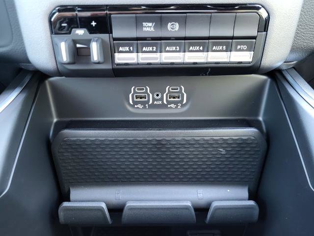 Used 2024 RAM 5500 SLT w/ Quick Order Package 2YG SLT image 23