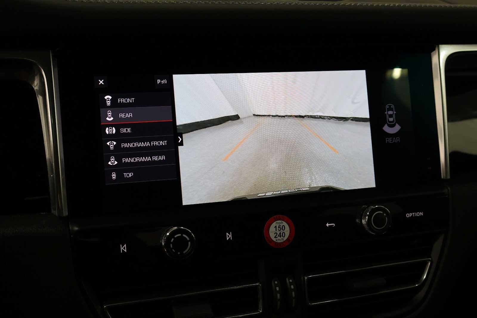 Used 2026 Porsche Macan AWD/4WD image 34