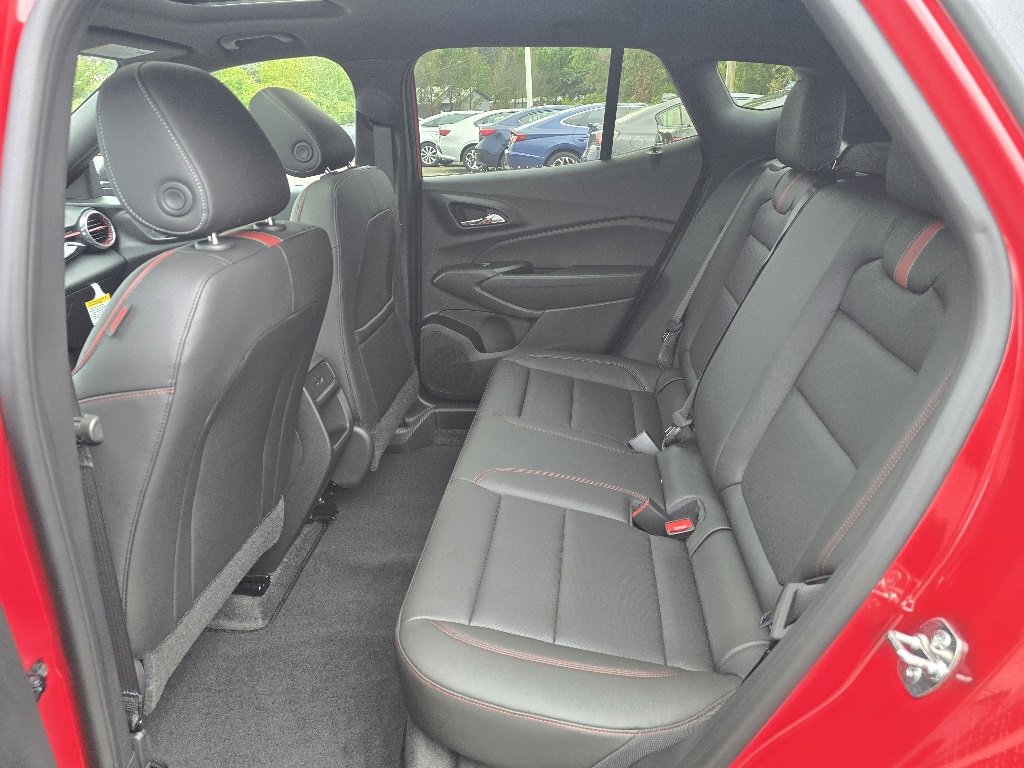 New 2026 Chevrolet Trax RS w/ Sunroof Package image 11